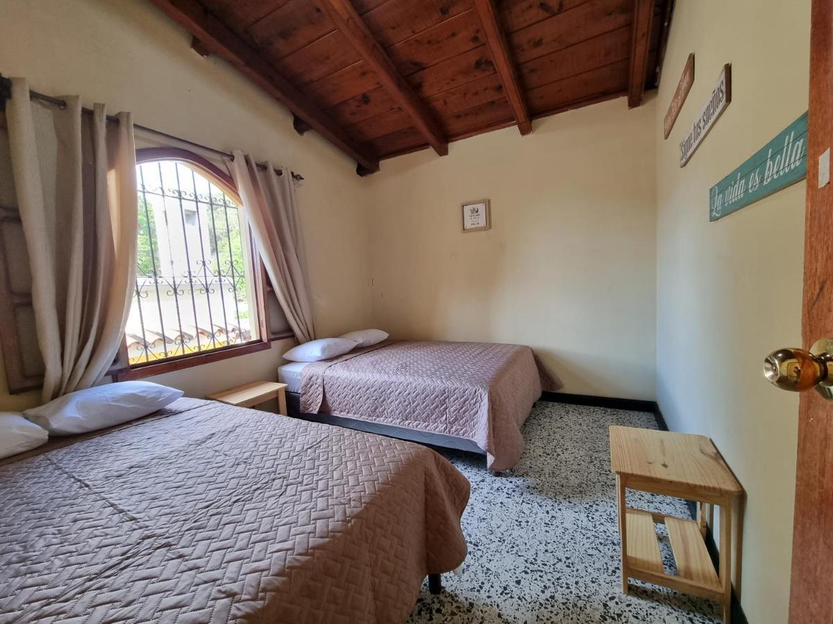Central Hostel Hostal *